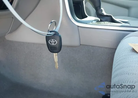 2017 Toyota Camry Le z USA, uszkodzony, nr VIN 4T1BF1FK3HU414346